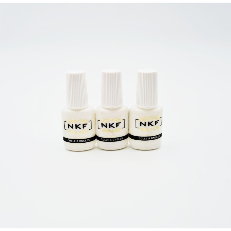 3 COLLES PRESS ON NAILS NKF